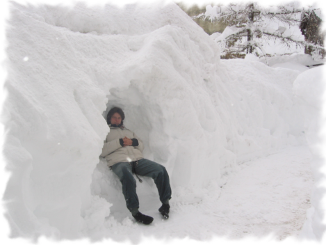 Neve Albergo ristorante Chalet del lago Ceresole Reale Parco Nazionale Gran Paradiso Divertimento sulla neve